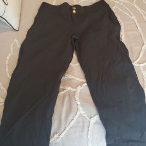 Athleta capri pants